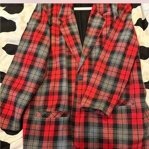 Red and Gray Plaid Blazer❤️🖤